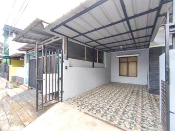 Rumah 16 Menit ke Mall Matahari Daan Mogot SHM Dibantu KPR J-35892