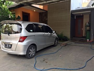 Rumah Siap Huni Gegerkalong Strtaegis Tengah Kota Bandung