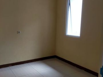Rumah full renov siap huni di Gandul Depok