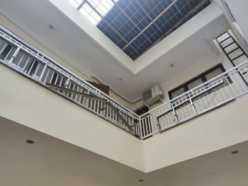 Dijual Rumah Perumahan Harapan Indah Cluster Aralia