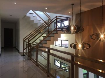 Modern 3-Storey Furnished House and Lot for SALE with 8 Bedroom in Mabalacat Pampanga near Clark
