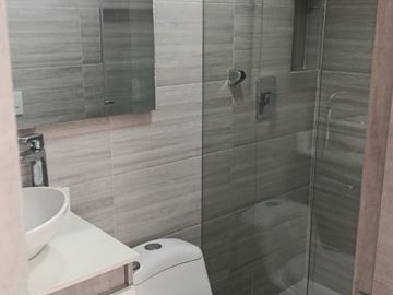 apartamento en arriendo en pajarito. Cod A218339
