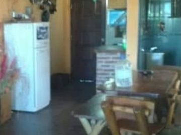 Venta Dos Cabanas en Amplio Terreno en Santa Clara del Mar