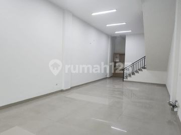 Disewakan Ruko Golf Island 4,5M X 15M Golf Island Pik
