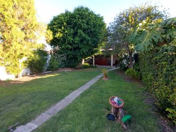 Chalet en venta en Castelar Sur