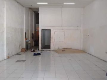 Ruko Gunung Anyar Hadap Barat Row jalan 2 mobil