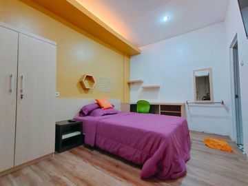 Kost Muslimah full furnished di jln utama Lempongsari
