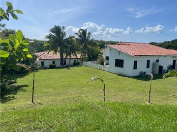 Venta de casa en San Carlos (Hacienda Pacífica) GTA