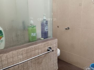 Rumah Cantik Terawat 2 Lantai Dalam Cluster Nyaman 9269