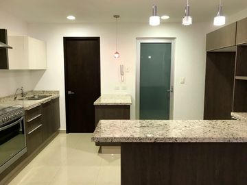 Casa en Venta en Lomas de Angelópolis