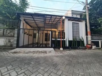 DIJUAL RUMAH MODEL MODERN MINIMALIS SULFAT PANDANWANGI KOTA MALANG