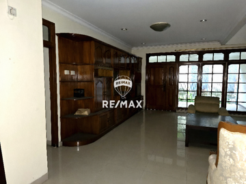 Dijual Rumah Pondok Indah LT 470 m² SHM Lokasi Strategis