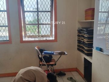 Dijual Rumah Dipinggir Jalan Besar Cocok Untuk Usaha