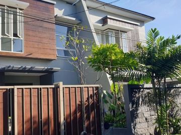 *Dijual Rumah Hook Baru Minimalis Di Semolowaru Elok Sby