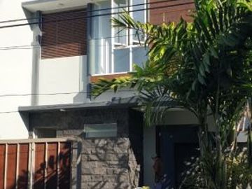 *Dijual Rumah Hook Baru Minimalis Di Semolowaru Elok Sby