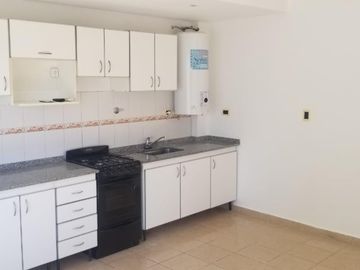 2 amb a nuevo con cochera - Villa Sarmiento