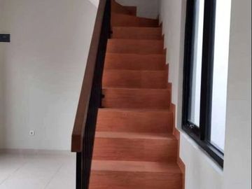 Rumah Cantik di Cikutra Dekat Dago dan Cigadung