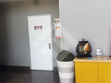 Se Vende departamento en excelente ubicación a 3 minutos me...