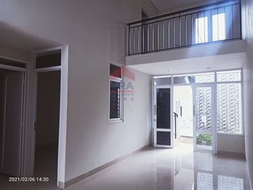 Rumah di belakang hotel Homan Asia Afrika jalan Rana, Lengkong kecil
