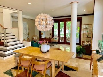 Balinese-Style House inside Beautiful Greeny Compound at Cipete