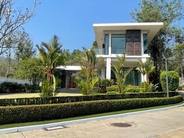 Elegant residence surrounded by nature in Chiang Mai