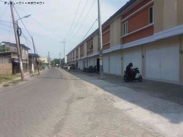 Ruko di Rungkut Hadap timur Jalan depan paving baru Pemkot