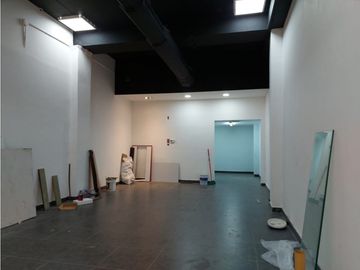 VENTA DE  LOCAL COMERCIAL DE 75MTS EN ALBROOK MALL