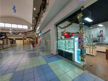 VENTA DE  LOCAL COMERCIAL DE 75MTS EN ALBROOK MALL
