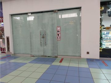 VENTA DE  LOCAL COMERCIAL DE 75MTS EN ALBROOK MALL