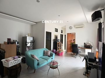 Rumah Dalam Cluster Hadap Timur Laut Di Graha Raya Az 18139