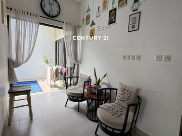 Rumah Dalam Cluster Hadap Timur Laut Di Graha Raya Az 18139
