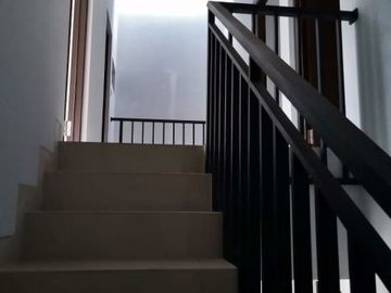 Rumah minimalis bagus siap huni di antapani dekat arcamanik