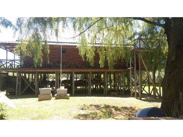 CASA EN ISLA  LA INVERNADA -PARANA  VIEJO - ENTRE RIOS
