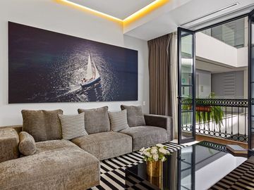 Pier 57 Unit 410