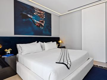 Pier 57 Unit 410
