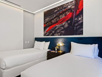 Pier 57 Unit 410