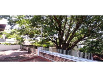 CASA EN VENTA CON VISTA AL LAGO 