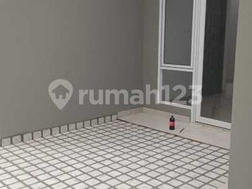 Rumah Dijual 1 Lantai Bangunan Baru Akses Mudah Dekat Bsd di Serpong Villa Melati Mas