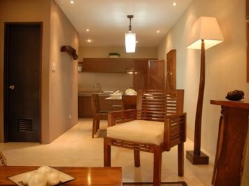 BRAND NEW 3 Bedroom Out of town Villa for Sale along the golf course in Silang, few minutes to Tagaytay