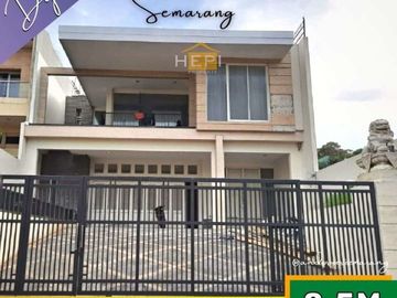 Jual rumah mewah dua lantai