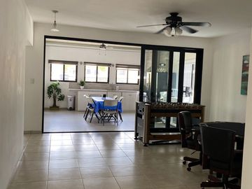 SE VENDE CASA AL NORTE EN SACRAMENTO RESIDENCIAL