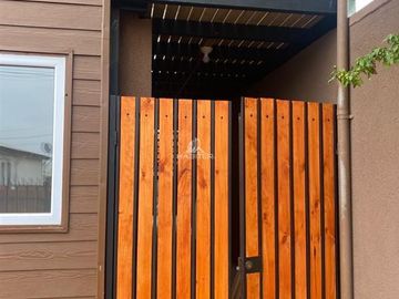 Casa en Venta en Vende 4 Departamentos individuales Fundo el Carmen