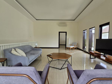 VILLA MODERN HOME LIVING DI ULUWATU JIMBARAN BADUNG