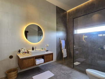 VILLA MODERN HOME LIVING DI ULUWATU JIMBARAN BADUNG