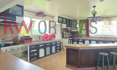 Mansion House and Lot for Sale in Canyon Woods Tagaytay City