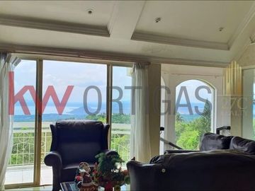 Mansion House and Lot for Sale in Canyon Woods Tagaytay City