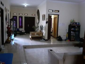 Rumah Nyaman Cisaranten Dekat Arcamanik dan Antapani