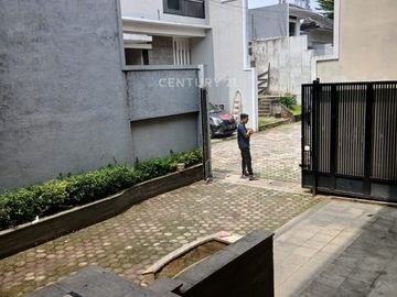 Dijual Rumah Siap Huni Strategis Di Dekat Ke Stasiun Mrt
