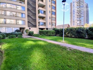 Departamento en arriendo de 2 dorm. en San Miguel