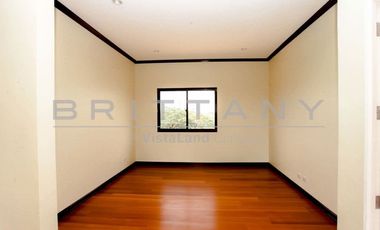 House and Lot in Portofino Heights- Vista Alabang. Pierto House